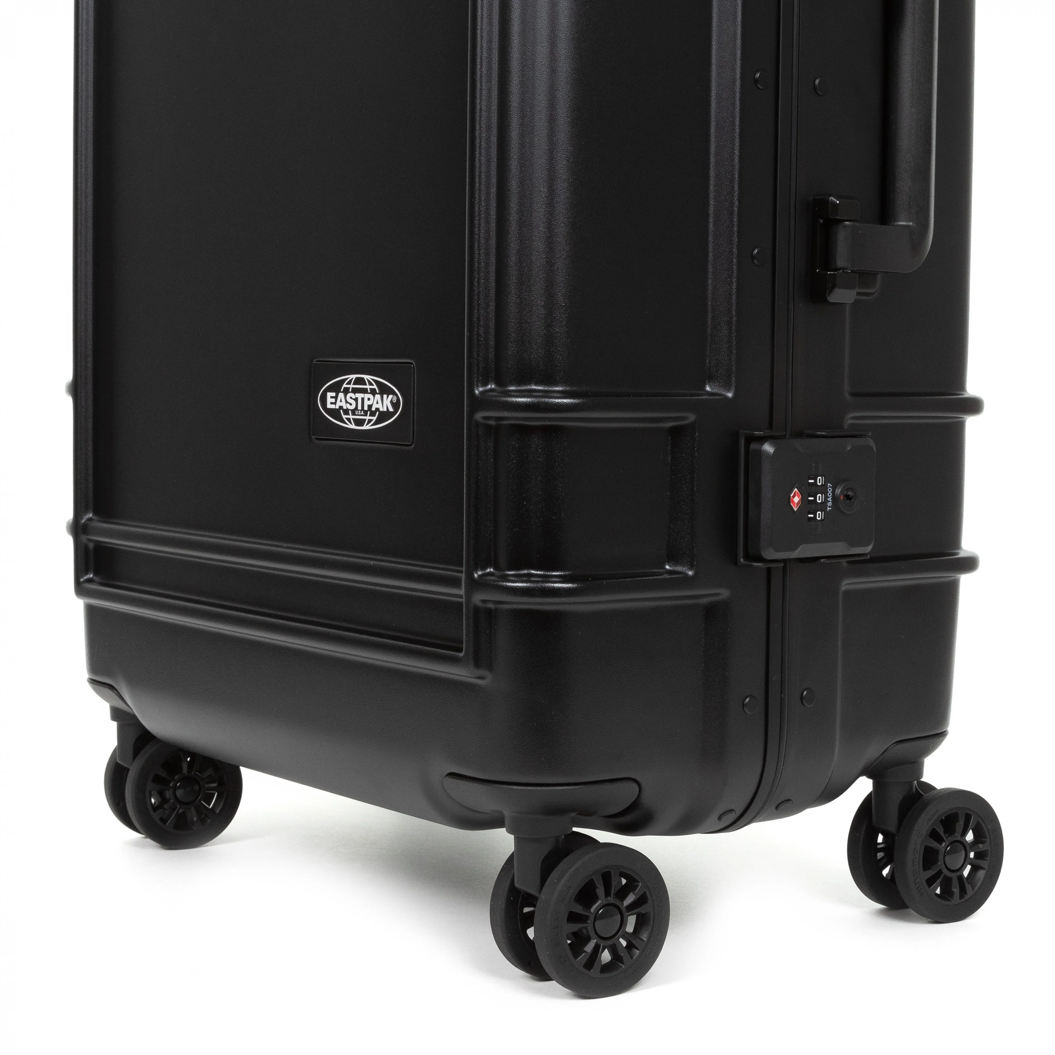Eastpak Resist'R 4 Wheel 68.5cm Medium Suitcase - Image 17