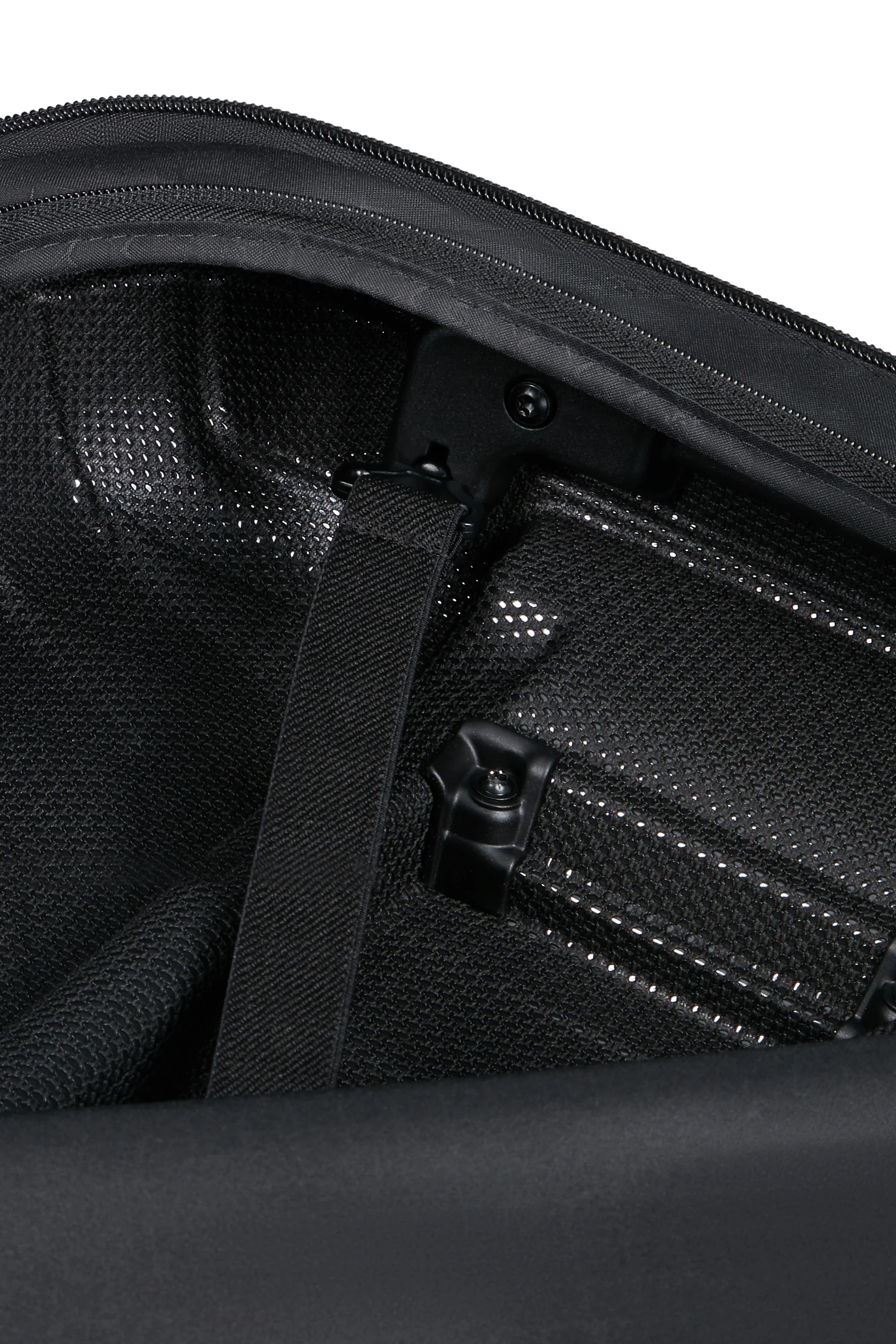 Samsonite Proxis 55cm 4 Wheel Front Access Cabin Suitcase - Image 6