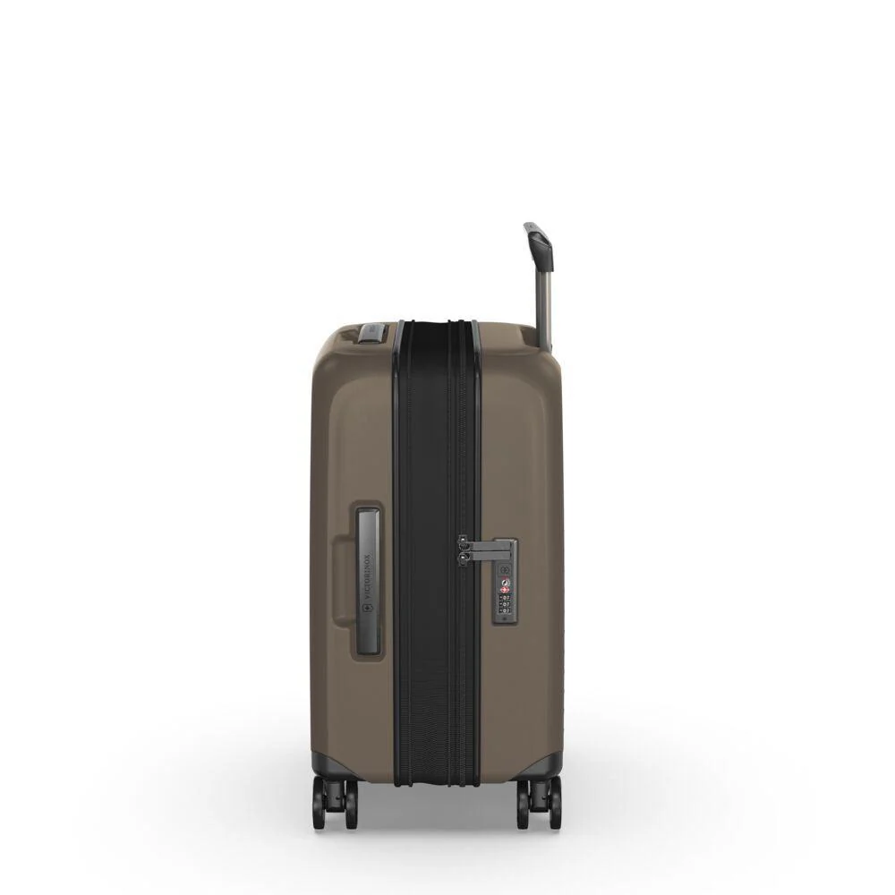Victorinox Airox Advanced Spinner 55cm - Cabin - Image 14